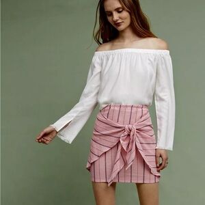 Anthropologie Holding Horses Pink W/Metallic Threading Accents Tie Skirt Small.